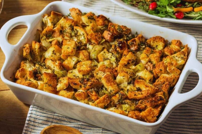How to Make the Best Thanksgiving Stuffing and Dressing Recipes
