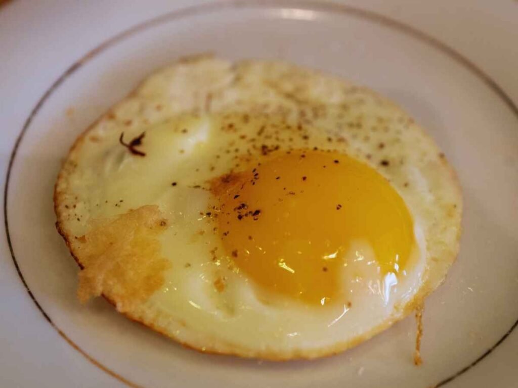 how to make an over easy egg